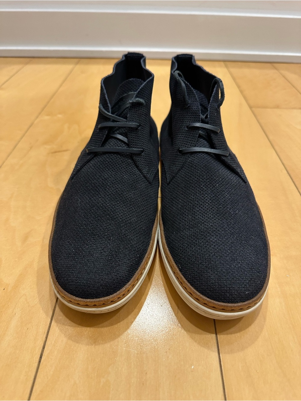 Ermenegildo Zegna Men's Navy Knit Chukka Boots, size 9.5 US.